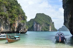 phi-phi-islands